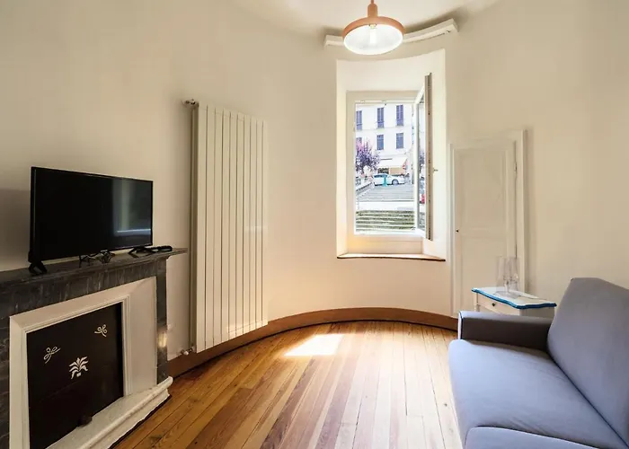 Lägenhet Blu - Borgo Antico By Interhome Porto Valtravaglia